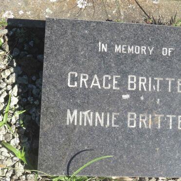BRITTEN Grace :: BRITTEN Minnie