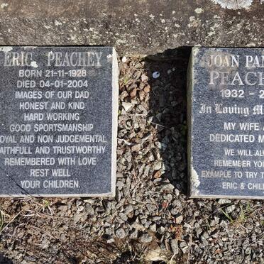 PEACHY Eric 1928-2004 &amp; Joan Pamela 1932-2001