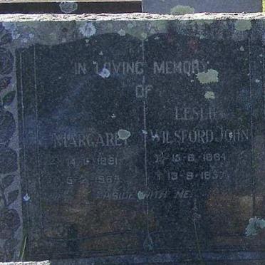 REYNOLDS Leslie Wilsford John 1884-1957 &amp; Margaret  1881-1963