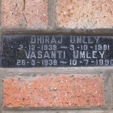 UMLEY Dhiraj 1939-1991 &amp; Vasanti 1939-1990