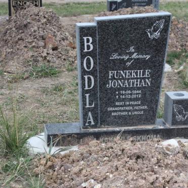 BODLA Funekile Jonathan 1944-2012