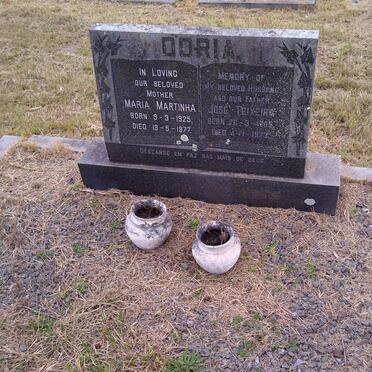 DORIA Jose Teixeira 1905-1973 &amp; Maria Martinha 1925-1977