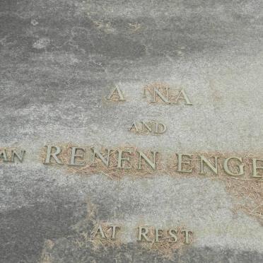 ENGELS Van Renen &amp; Anna