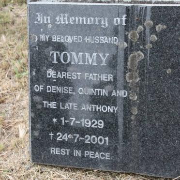 KIRTON Tommy 1929-2001