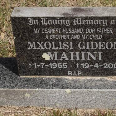 MAHINI Mxolisi Gideon 1965-2000