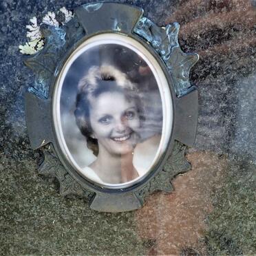 NEL Peter 1920-2003 &amp; ?lie 1921-2015 :: VAN DER MERWE Avril 1954-1995 