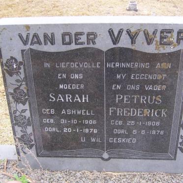 VYVER Petrus Frederick, van der 1906-1976 &amp; Sarah Ashwell 1906-1979
