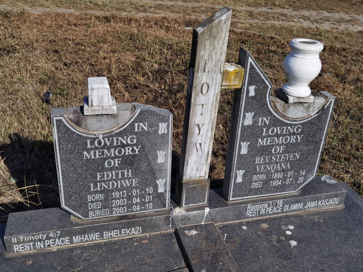 MLOTYWA Steven Venqana 1898-1954 & Edith Lindiwe 1913-2003