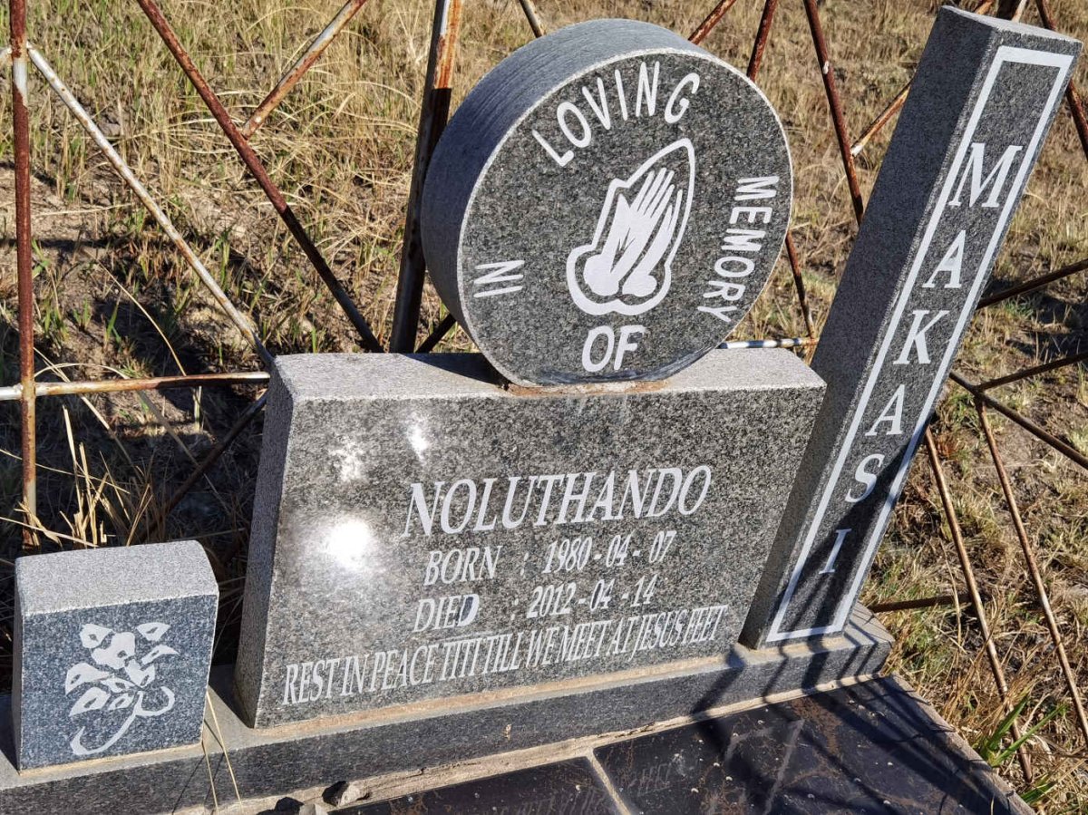 MAKASI Noluthando 1980-2012