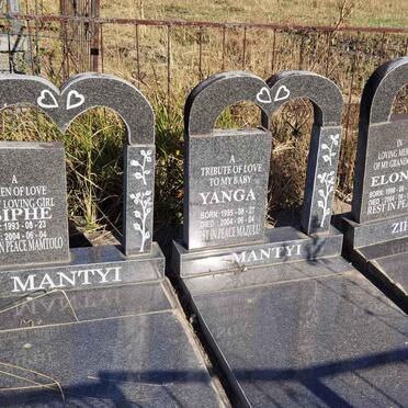 MANTYI Asiphe 1993-2004 :: MANTYI Yanga 1995-2004 :: ZIHLANGU Elona  1998-2004