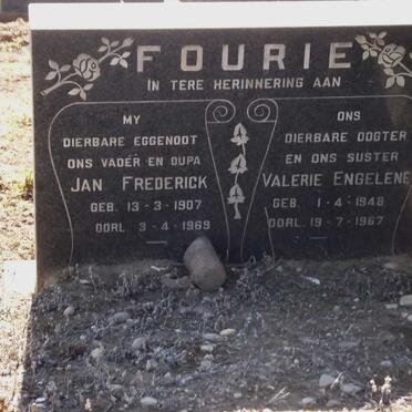 FOURIE Jan Frederick 1907-1969 &amp;  Valerie Engelene 1948-1967