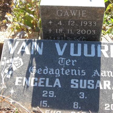 VUUREN Gawie, van 1933-2003 &amp; Engela Susara 1931-2000