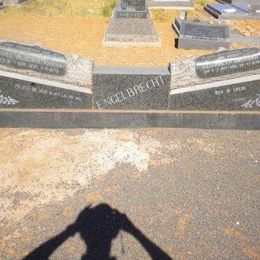 ENGELBRECHT Daniel Wilhelmus Schoeman 1896-1972 &amp; Elizabeth Johanna 1907-1978