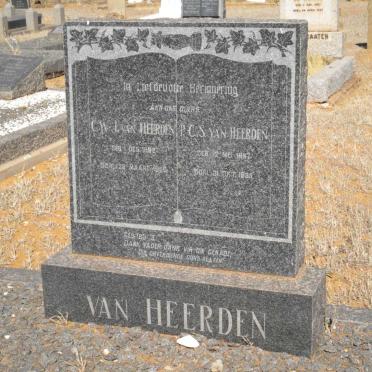 HEERDEN C.W.J., van 1862-1950 &amp; P.C.S. 1867-1935