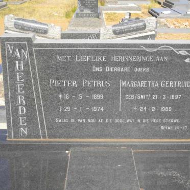 HEERDEN Pieter Petrus, van 1899-1974 &amp; Margaretha Gertruida SMIT 1897-1989