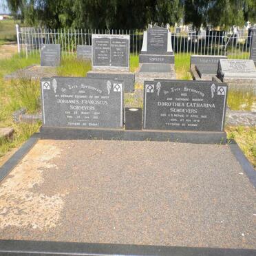 SCHOEVERS Johannes Franciscus 1894-1951 &amp; Dorothea Catharina V.D. MERWE 1902-1972