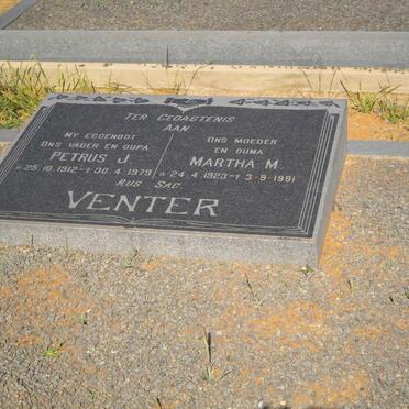 VENTER Petrus J. 1912-1979 &amp; Martha M. 1923-1991