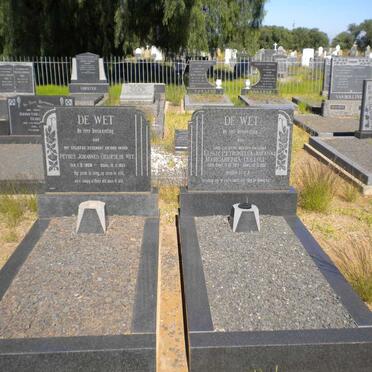 WET Petrus Johannes Oelofse, de 1908-1953 &amp; Elsje Petronella Johanna Margaretha nee SMIT 1907-1997