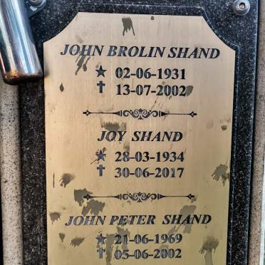 SHAND John Brolin 1931-2002 &amp; Joy 1934-2017 :: SHAND John Peter 1969-2002