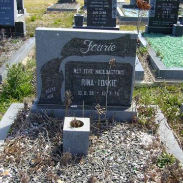 FOURIE Tokkie -75 &amp; Rina -38