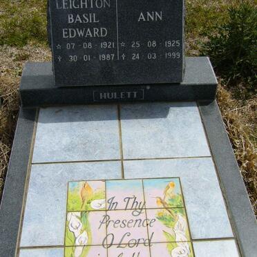 HULETT Leighton Basil Edward 1921-1987 &amp; Ann 1925-1999