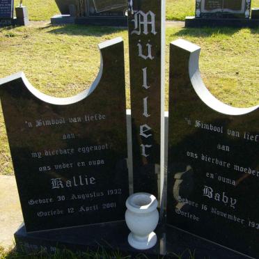 MüLLER Kallie 1932-2001 &amp; Baby 193?-