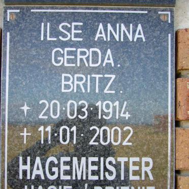 HAGEMEISTER Hagie 1939-2005 &amp; Drienie 1941-2005 :: BRITZ Ilse Anna Gerda 1914-2002