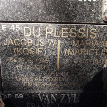 PLESSIS Jacobus W., du 1945-2011 &amp; Maria M. 1947-