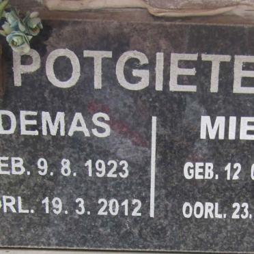 POTGIETER Demas 1923-2012 &amp; Miems 1928-2018