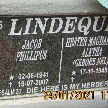 LINDEQUE Jacob Phillipus 1941-2007 &amp; Hester Magdalena Aletha NEL 1945-