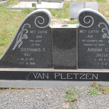 PLETZEN Stephanus E., van 1917-1988 &amp; Adriana C. 1920-1985