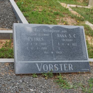 VORSTER Petrus 1909-1986 &amp; Anna S.C. OLIVIER 1922-