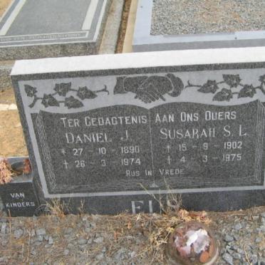 ELS Daniel J. 1890-1974 &amp; Susarah S.L. 1902-1975