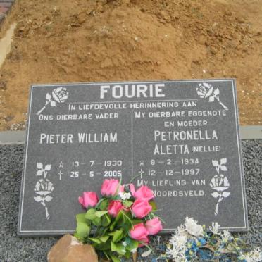 FOURIE Pieter William 1930-2005 &amp; Petronella Aletta 1934-1997