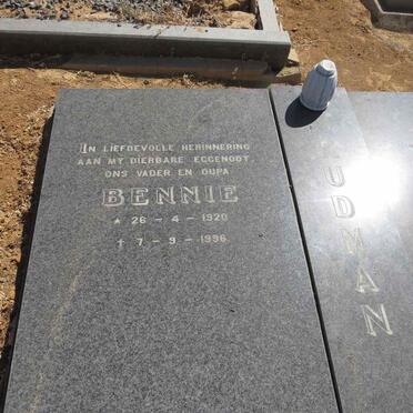 R - Vanne :: Surnames - R