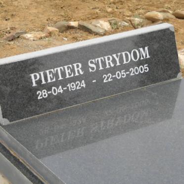 STRYDOM Pieter 1924-2005