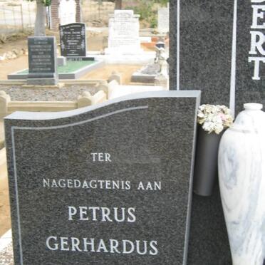 SLABBERT Petrus Gerhardus 1913-1987 &amp; Anna Francina MATTEUS 1912-1983