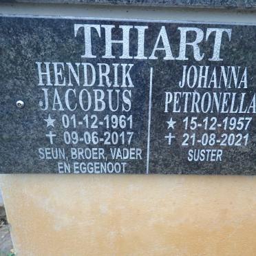 THIART Hendrik Jacobus 1961-2017 & Johanna Petronella 1957-2021