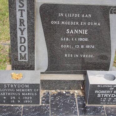 STRYDOM Sannie 1906-1974 :: STRYDOM Marthinus Marius 1929-1993 :: STRYDOM Robert Brian 1953-2003