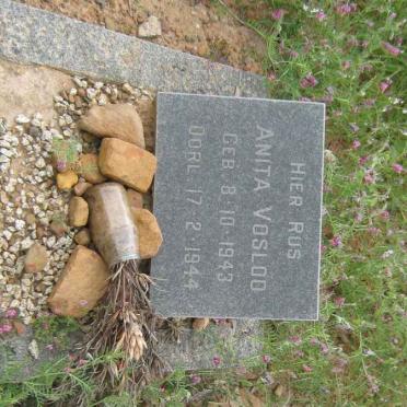 VOSLOO Anita 1943-1944
