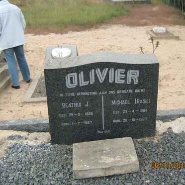OLIVIER Michael 1884-1963 &amp; Beatrix J. 1886-1957