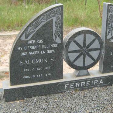 FERREIRA Salomon S. 1914-1976 &amp; Dorethea M. 1918-1980