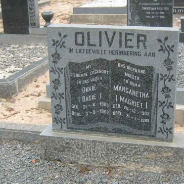 OLIVIER Okkie 1909-1967 &amp; Magaretha 1903-1985