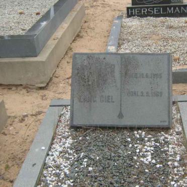 OLIVIER Lang Giel 1895-1969