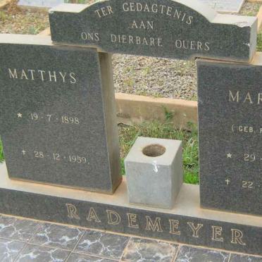 RADEMEYER Matthys 1898-1959 &amp; Maria M. FERREIRA 1902-1969
