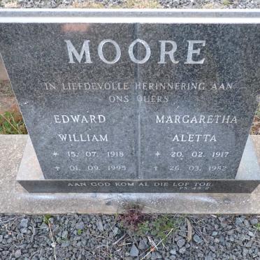 MOORE Edward William 1918-1995 & Margaretha Aletta 1917-1982