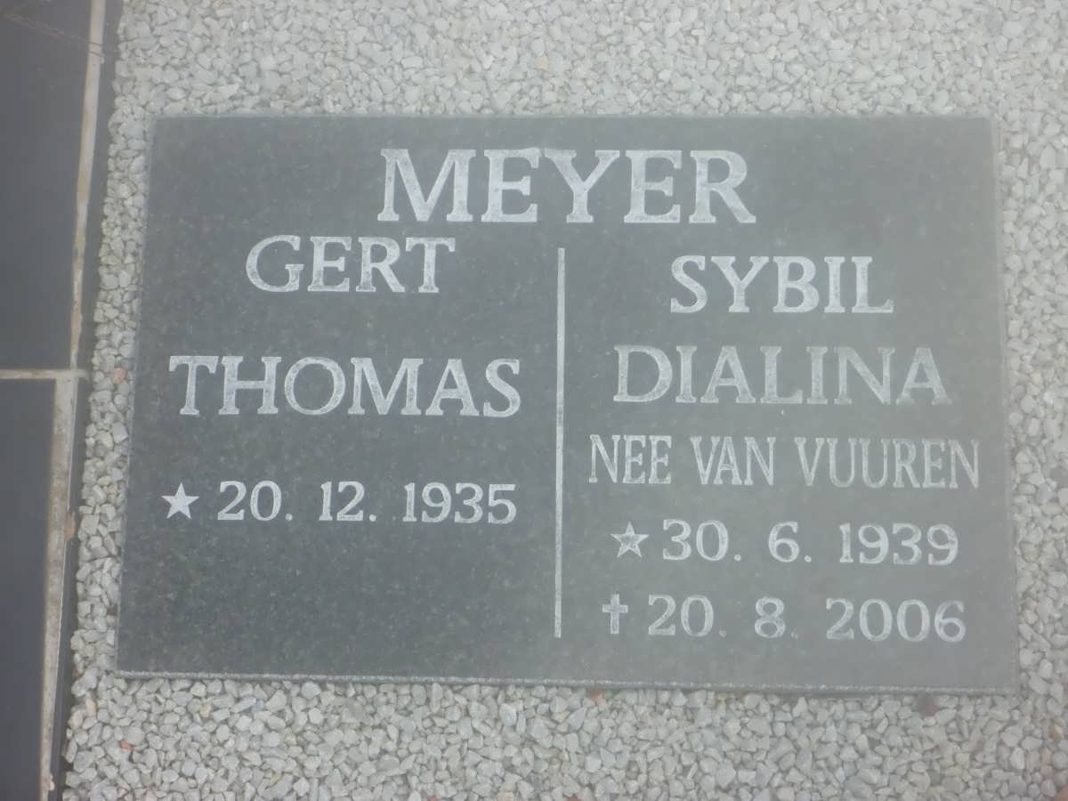 MEYER Gert Thomas 1935- &amp; Sybil Dialina VAN VUUREN 1939-2006