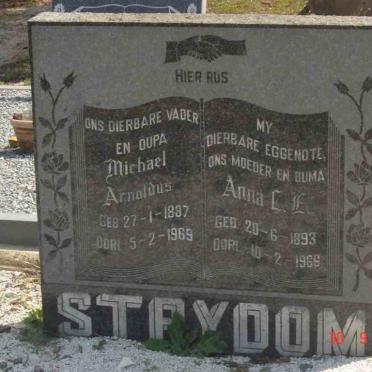 STRYDOM Michael Arnoldus 1887-1969 &amp; Anna C.E. 1893-1966