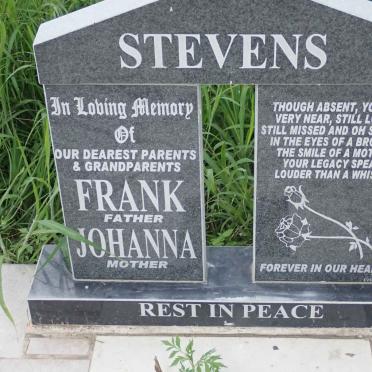 STEVENS Frank &amp; Johanna