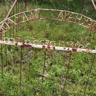 DLAKADLA ?thombekhaya 1977-2008